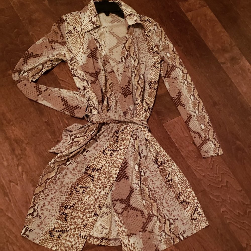 Women's Elegant Animal Color Dress .